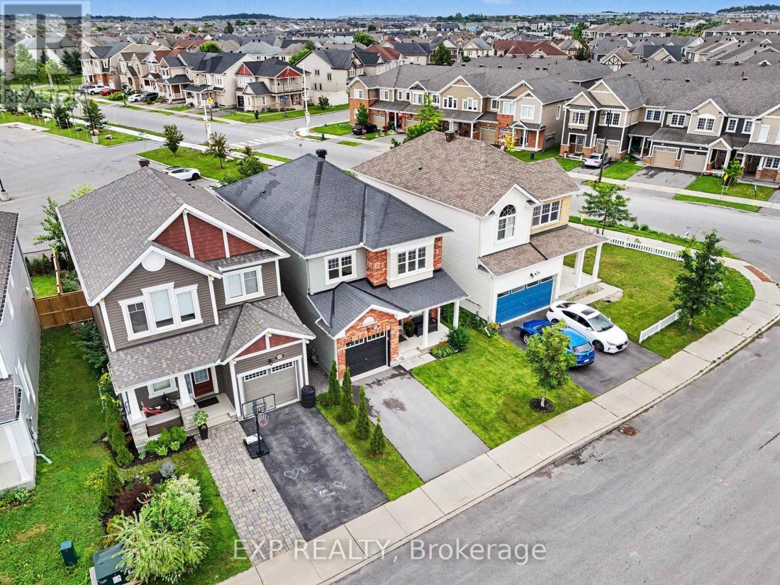 102 BURBOT STREET - Image 32