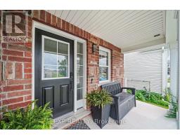 102 BURBOT STREET — photo 4