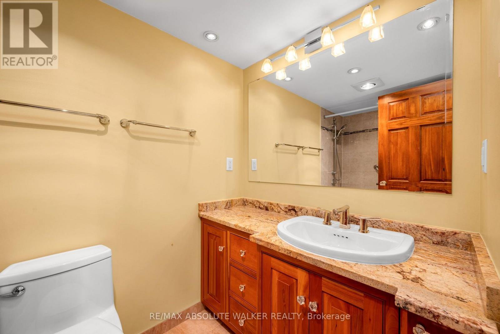 #1003 71 SOMERSET STREET W - Image 30