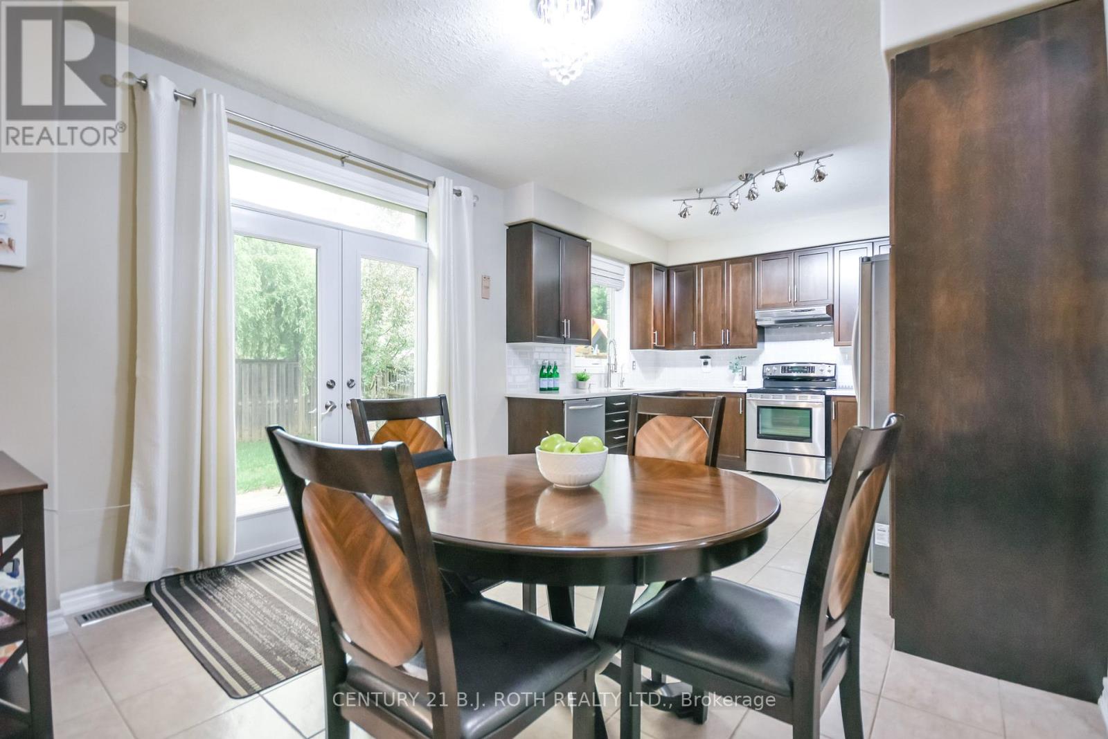 20 FALCON CRESCENT - Image 14