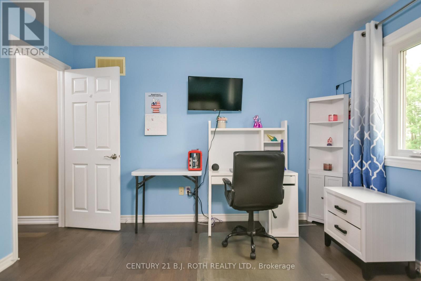 20 FALCON CRESCENT - Image 30