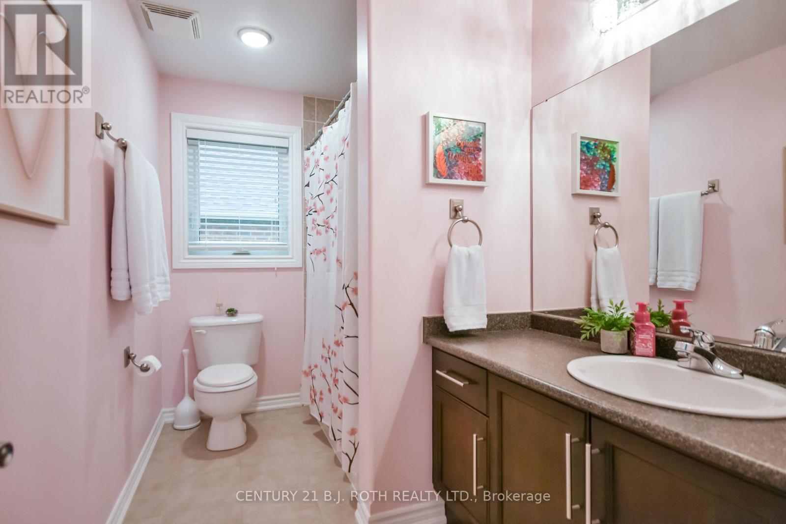 20 FALCON CRESCENT - Image 33