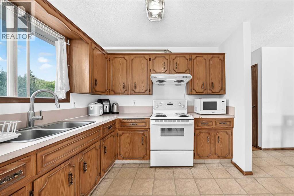 148 Fonda Drive SE - 13