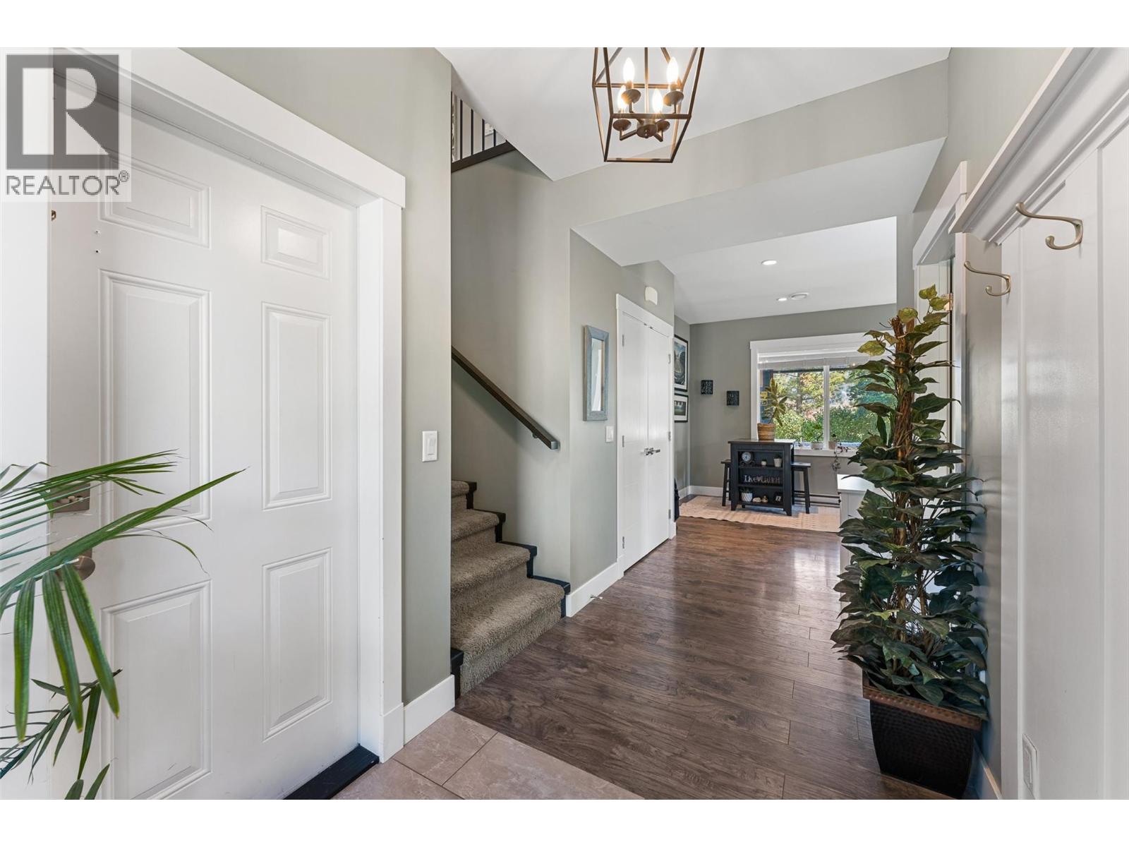  13157 Shoreline Drive, Lake Country