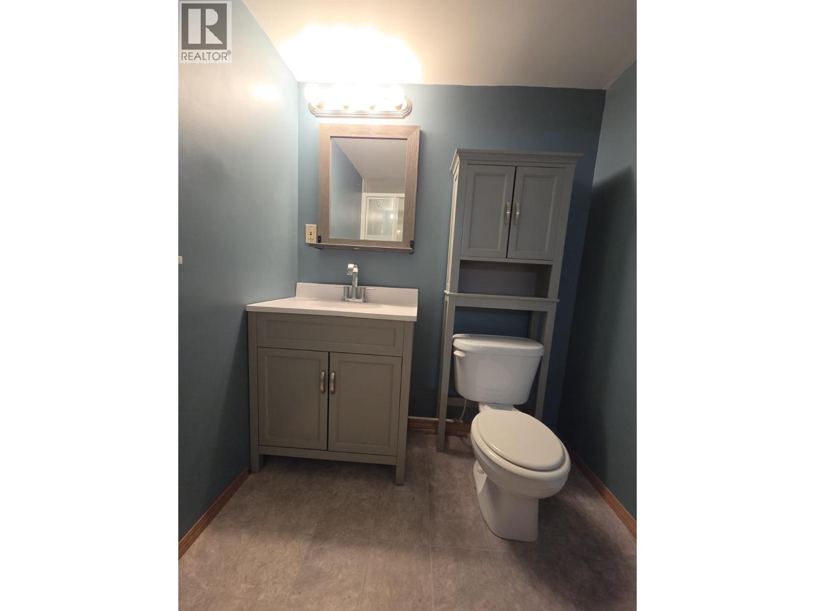 16 Kiskatinaw Place - 34