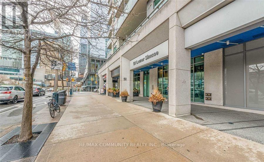 Photo of 51 Lower Simcoe Street