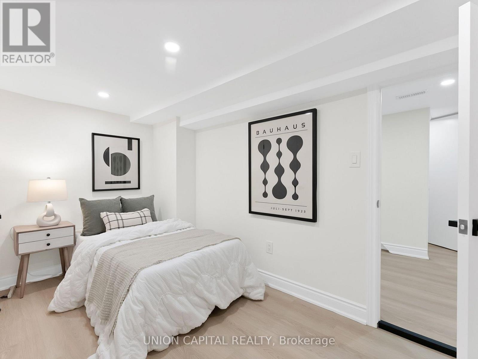 1373 DAVENPORT ROAD - Image 23