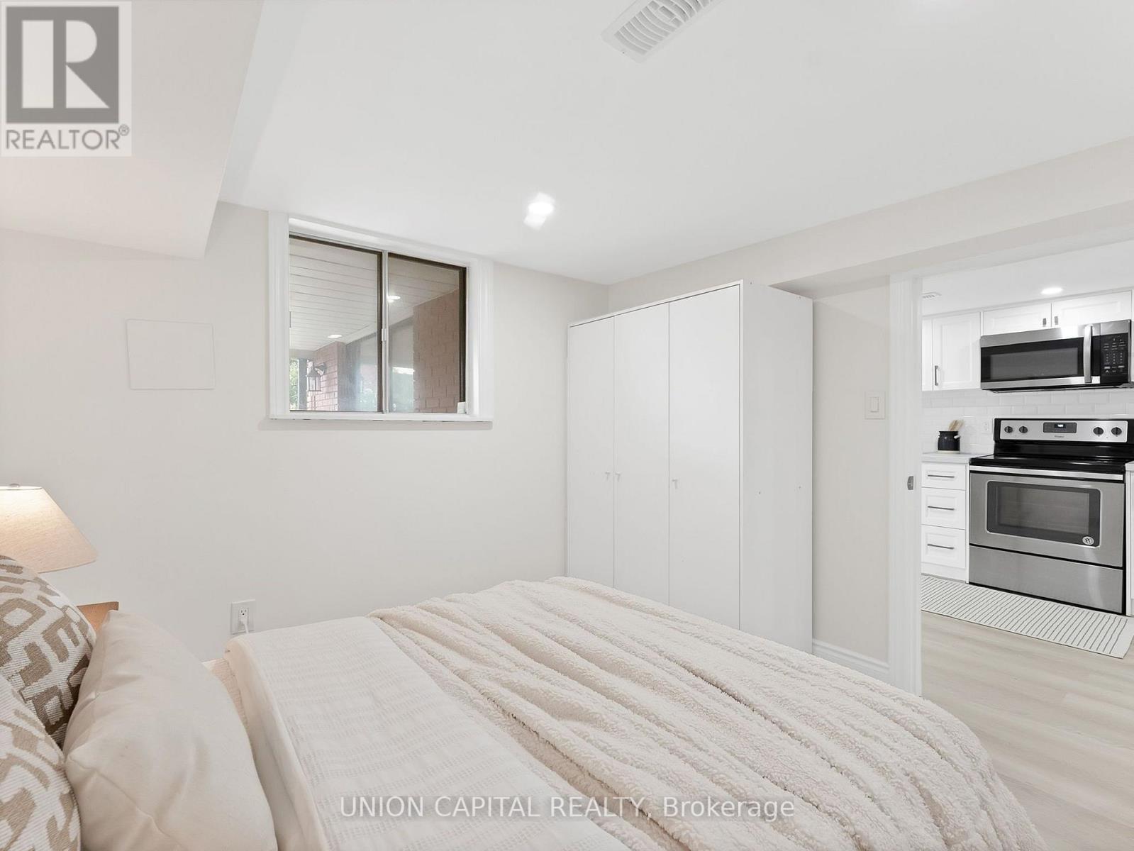 1373 DAVENPORT ROAD - Image 25