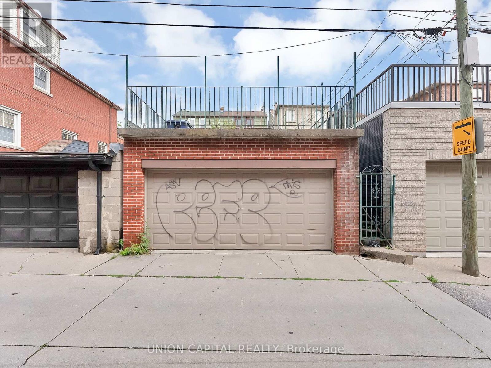 1373 DAVENPORT ROAD - 31