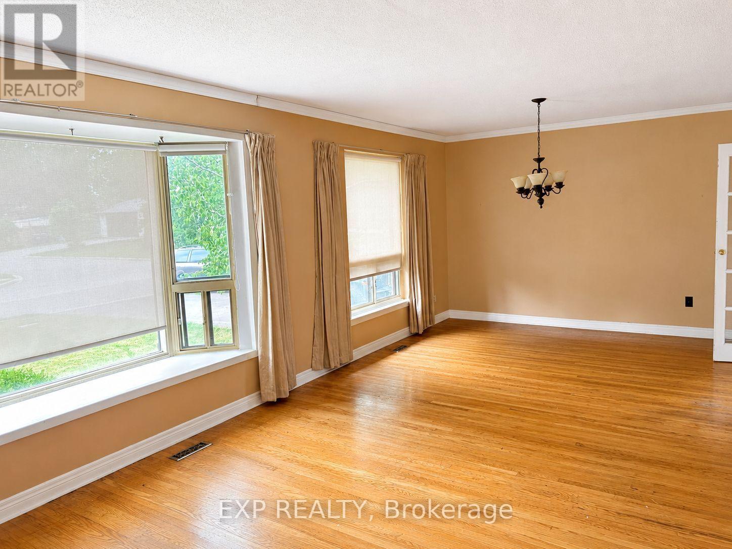 79 DORSET DRIVE - Image 4