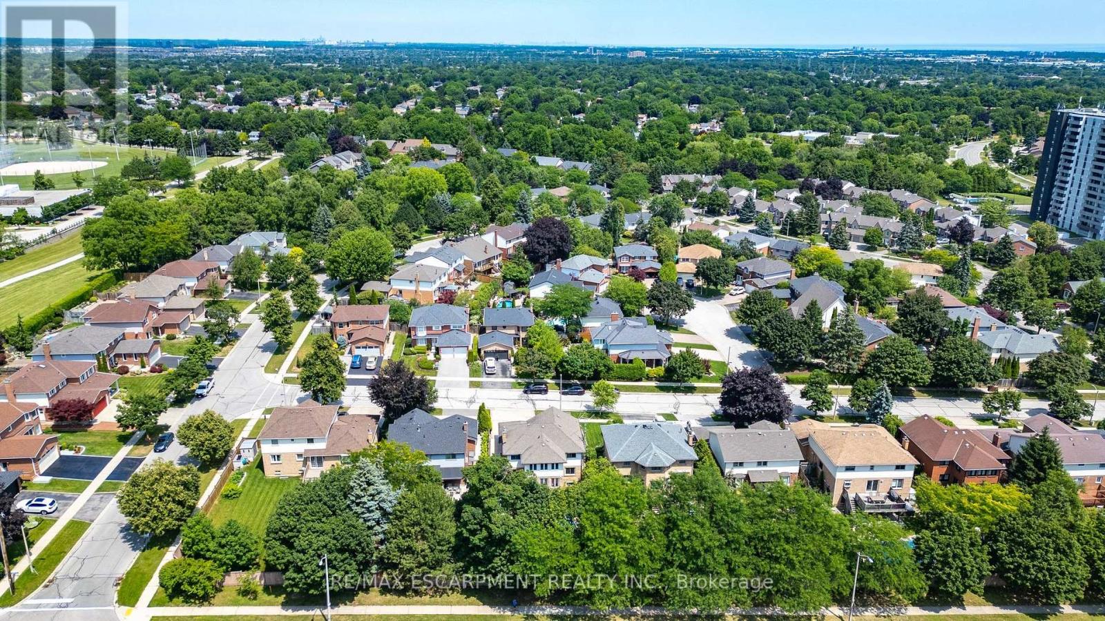 2188 BADER CRESCENT - Image 46