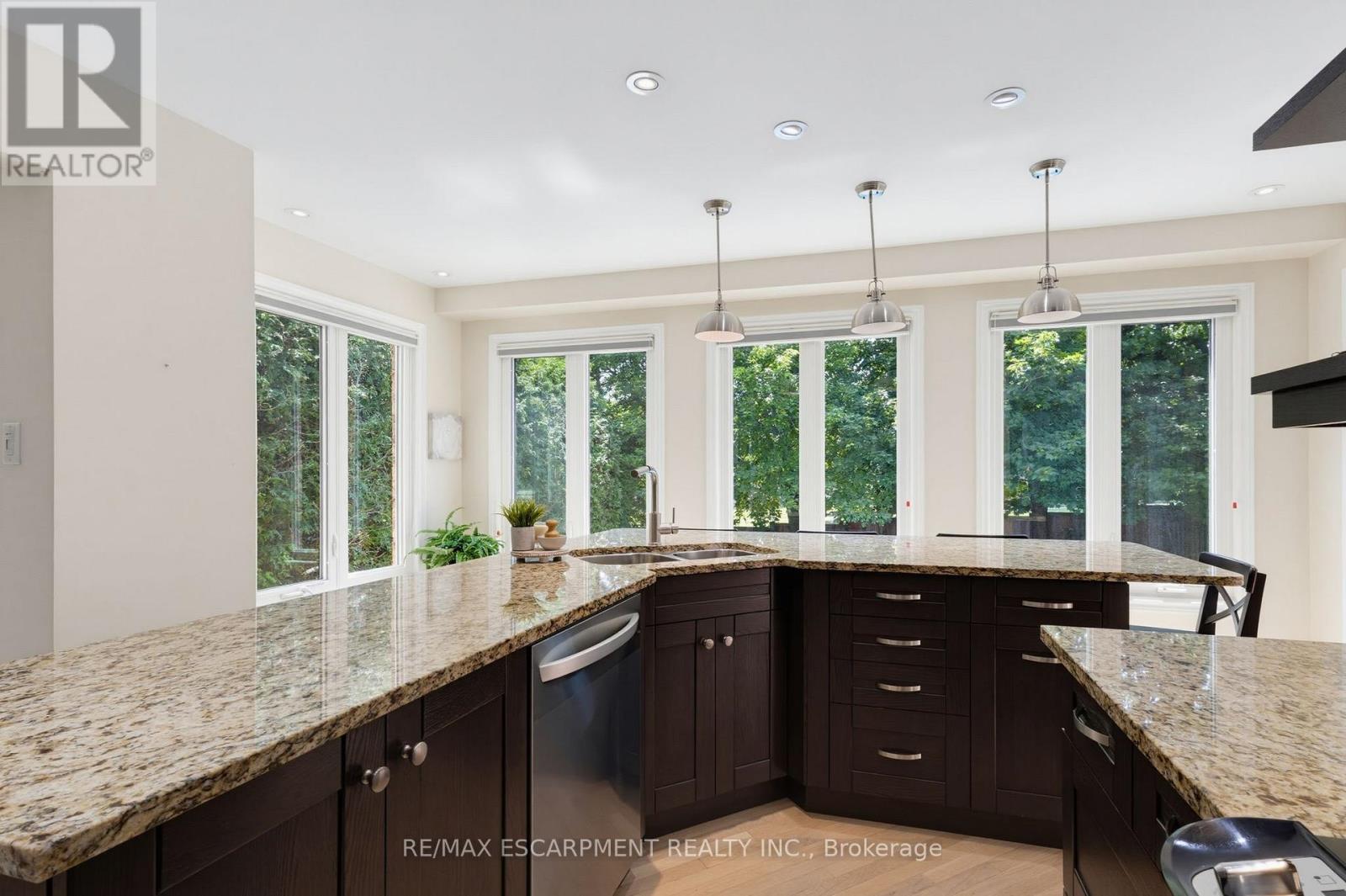 2188 BADER CRESCENT - Image 7
