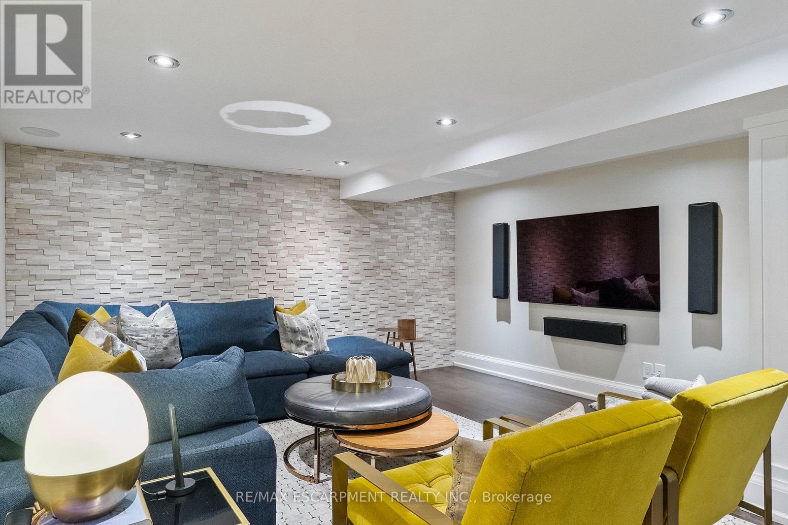 175 MOHAWK ROAD - 31