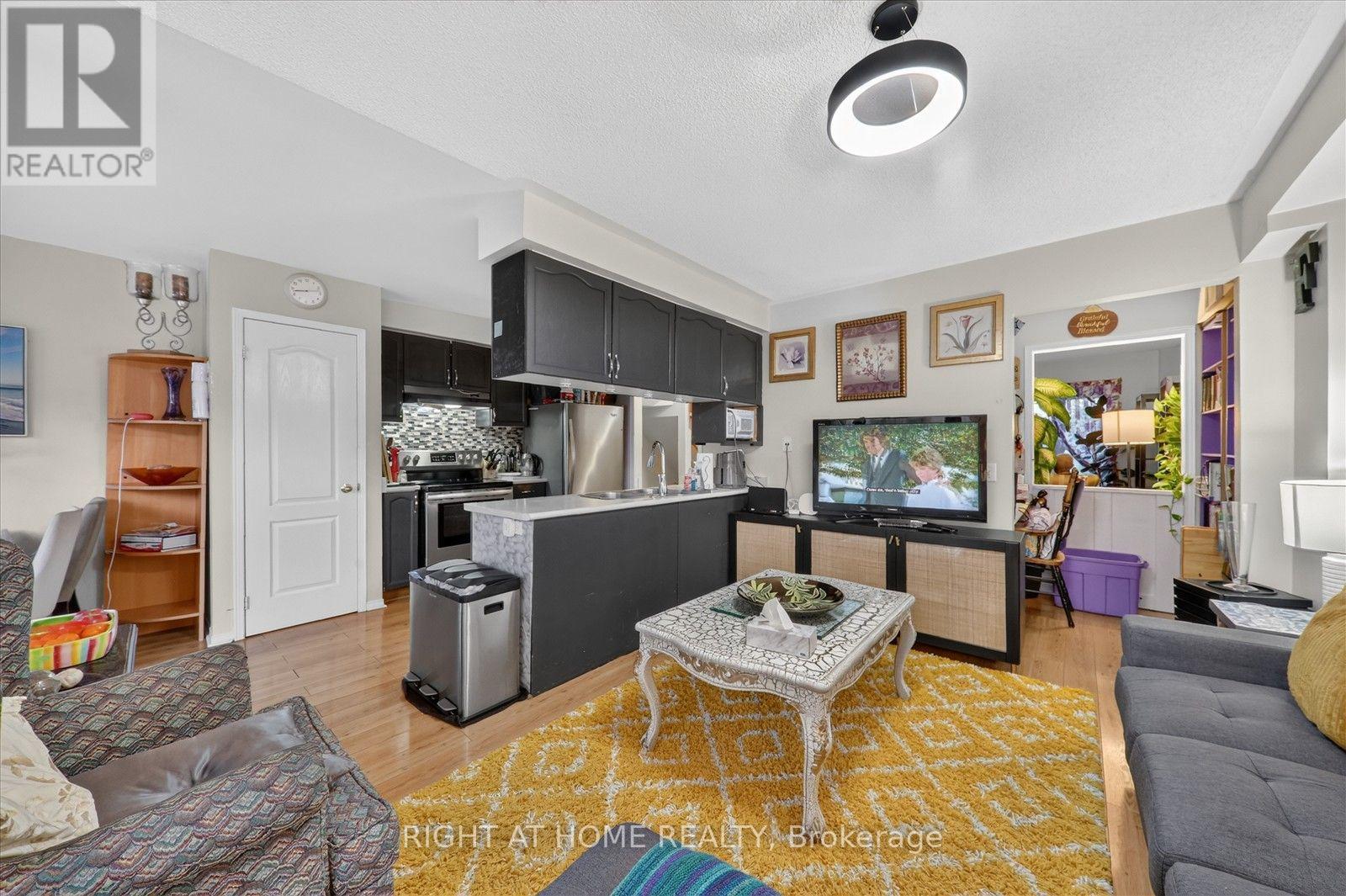 305 ALDER STREET - 11
