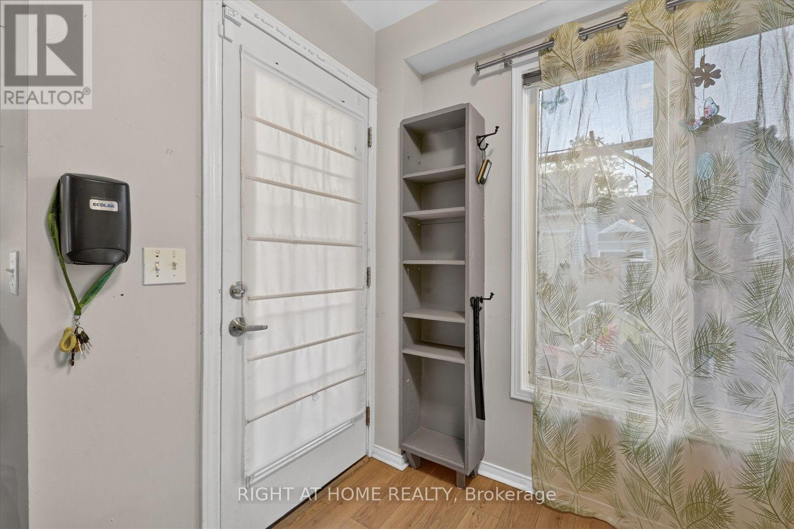305 ALDER STREET - 16