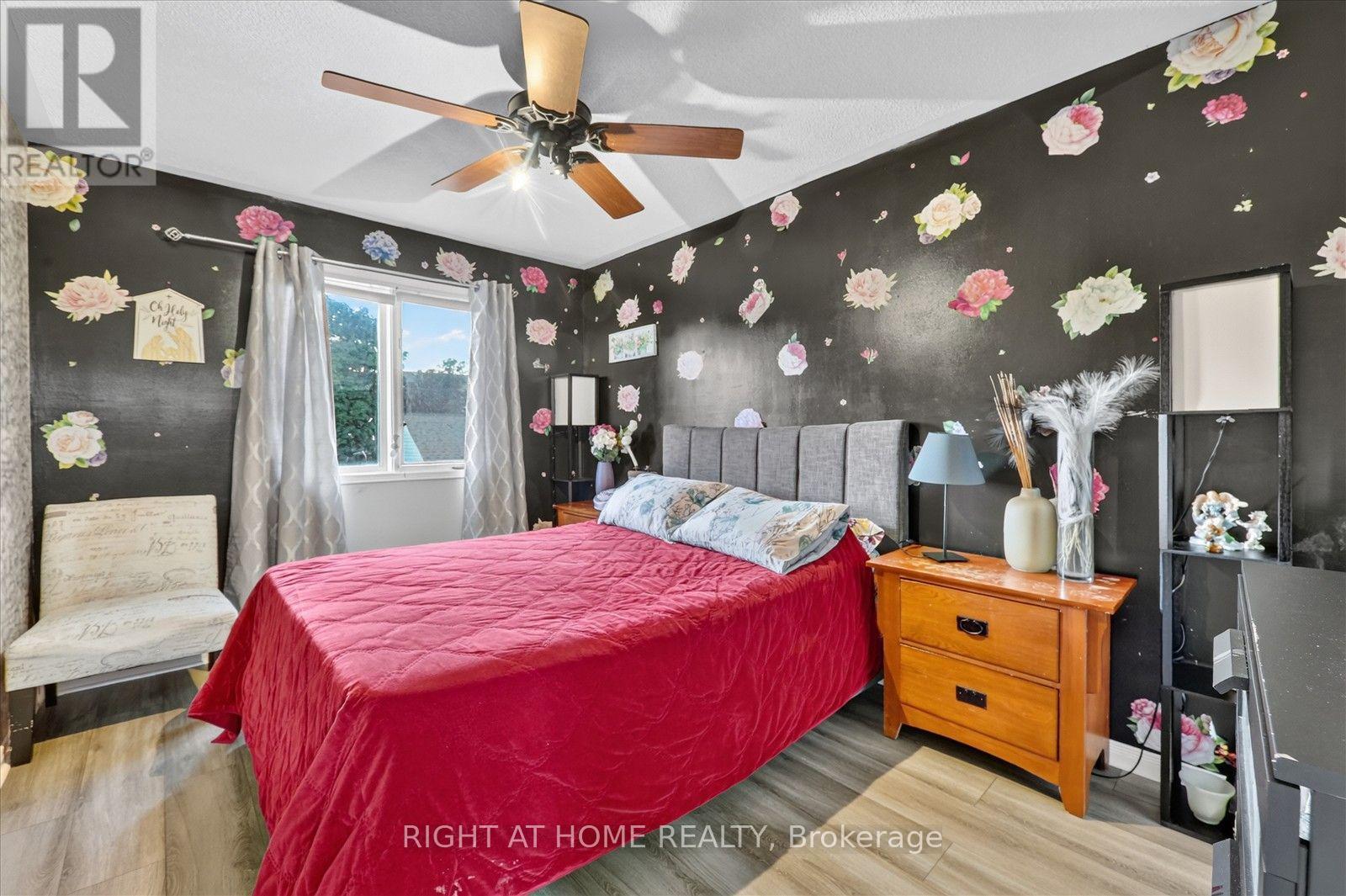 305 ALDER STREET - 17