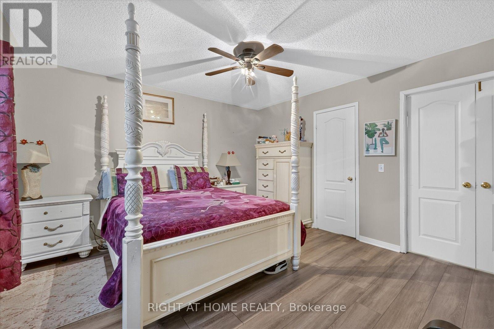 305 ALDER STREET - 20