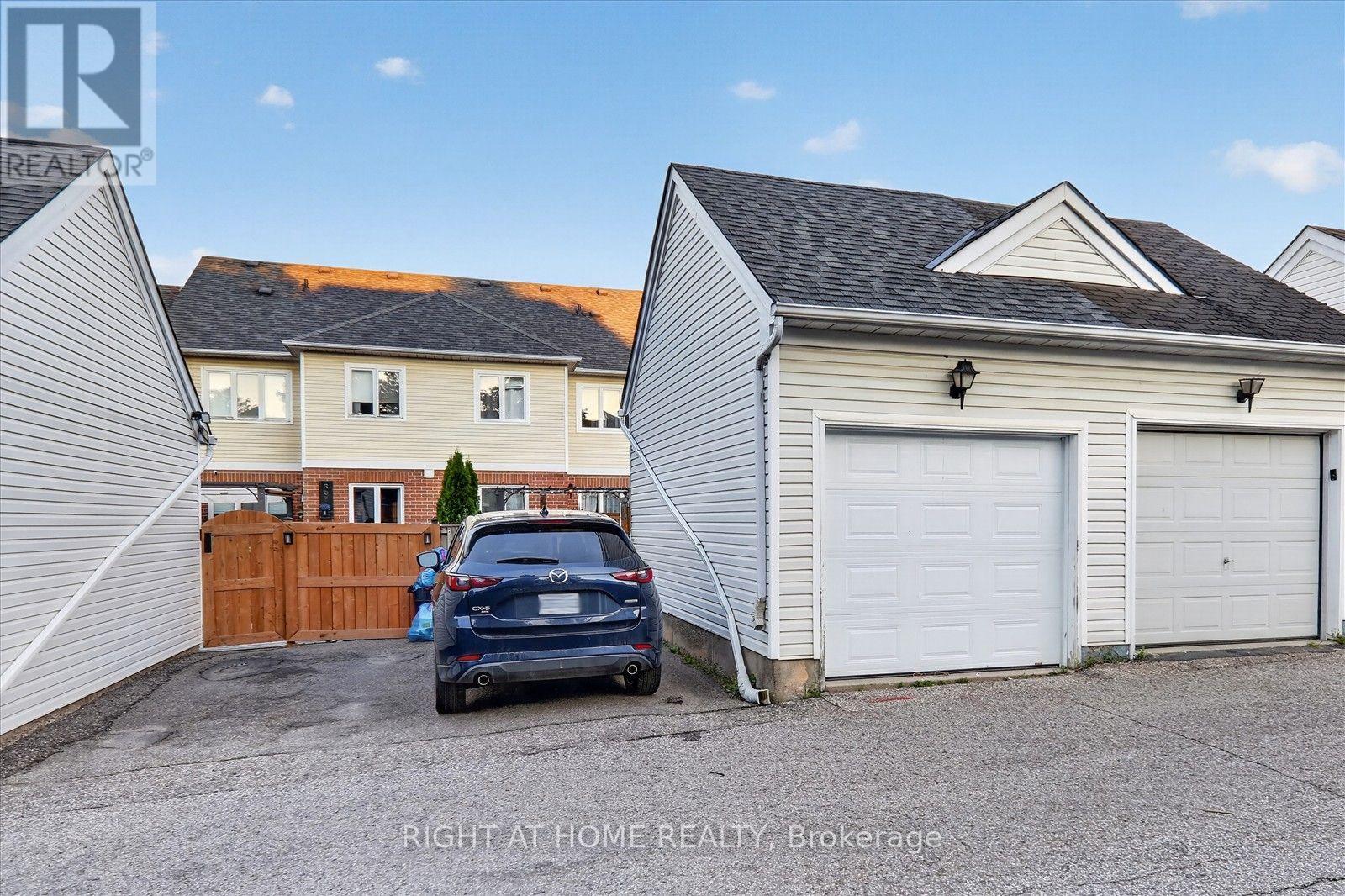 305 ALDER STREET - 32