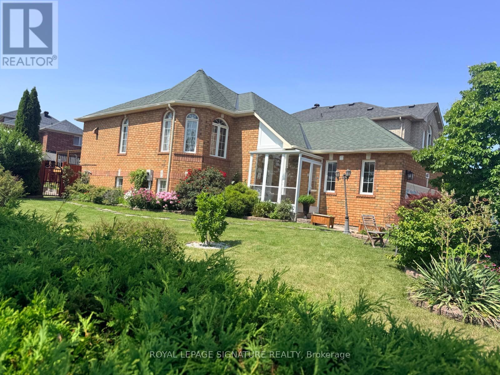 687 TWAIN AVENUE - 44