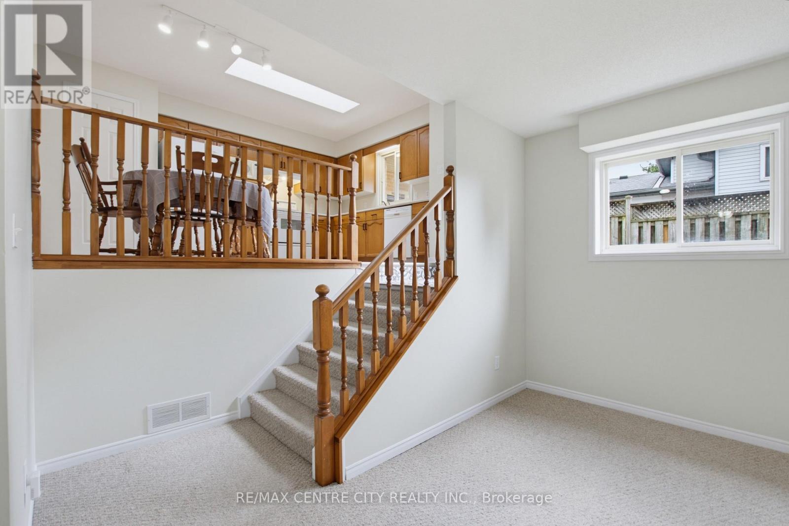 9 YARMOUTH DRIVE - 19