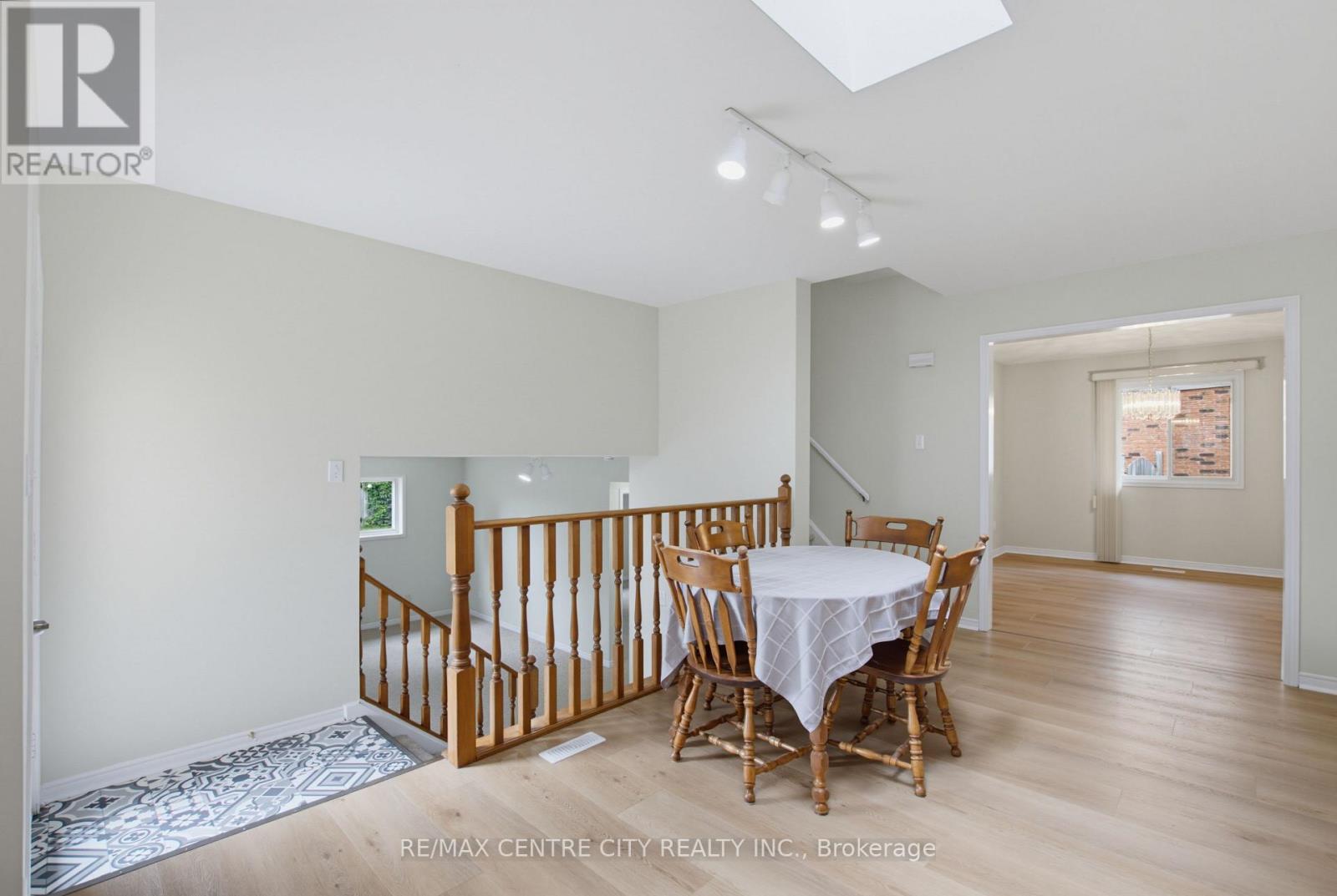 9 YARMOUTH DRIVE - 13