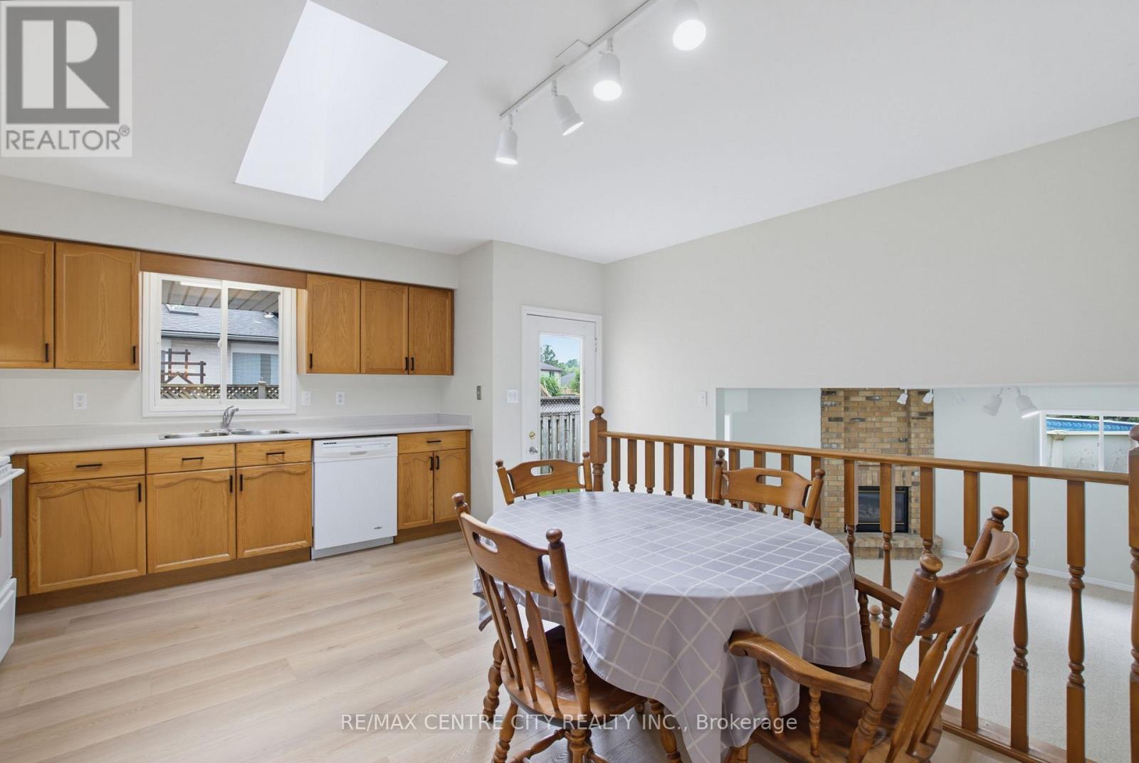 9 YARMOUTH DRIVE - Image 12