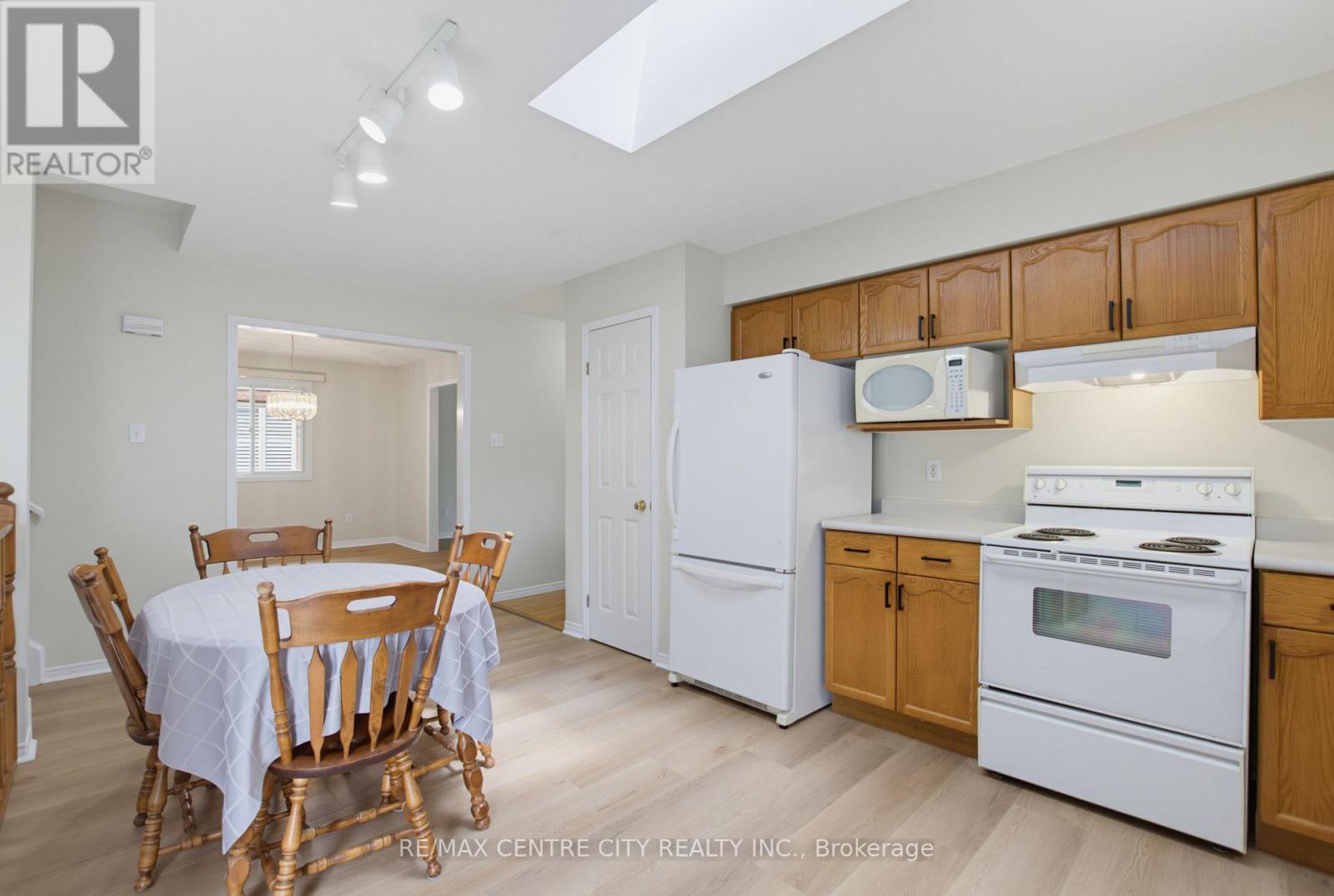 9 YARMOUTH DRIVE - 14