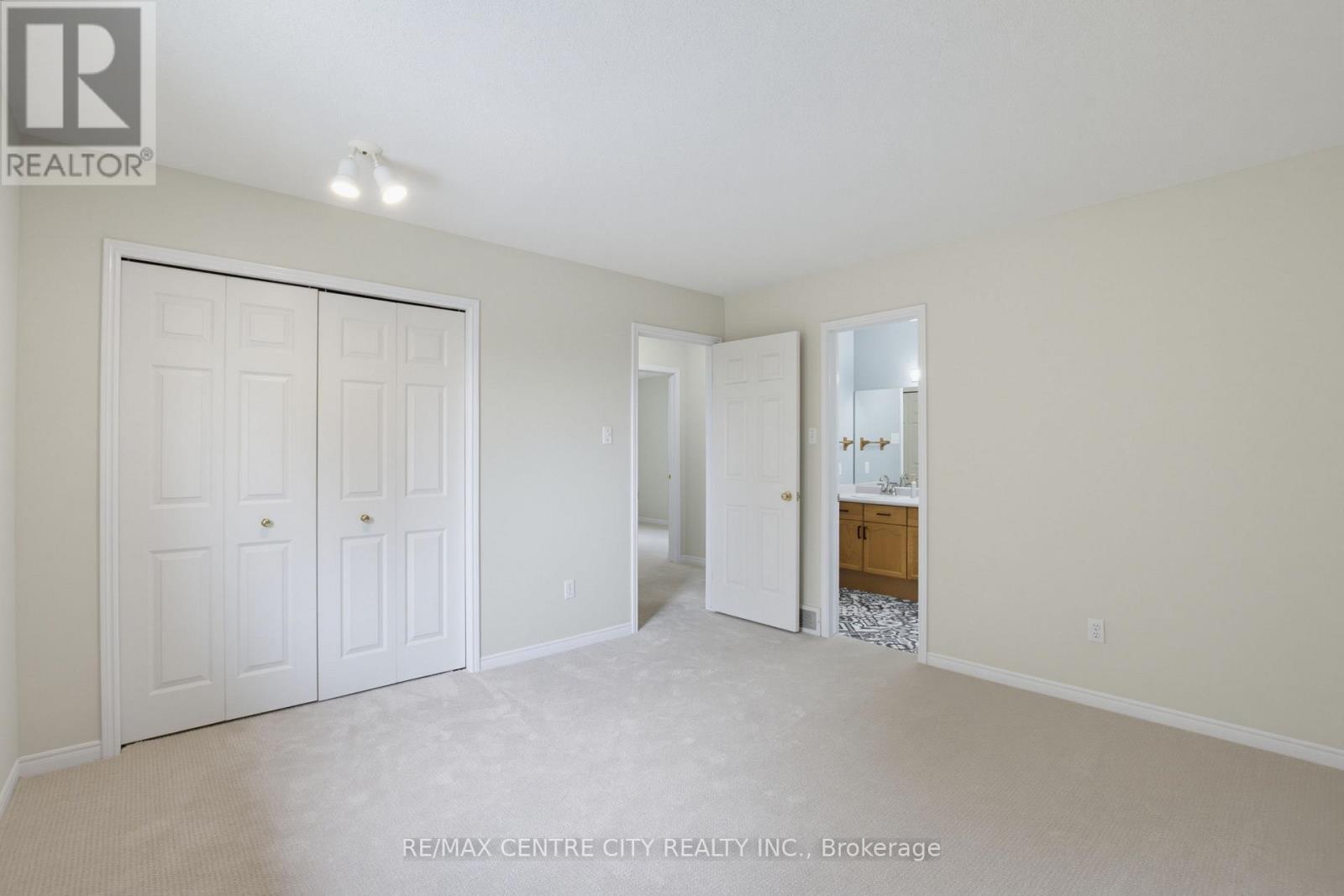 9 YARMOUTH DRIVE - Image 26