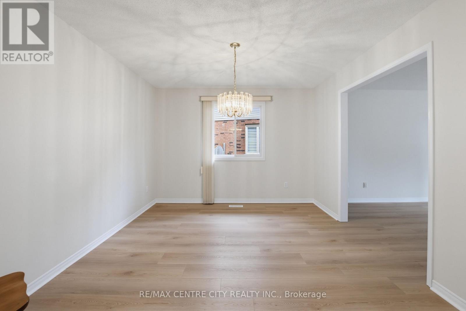 9 YARMOUTH DRIVE - 7