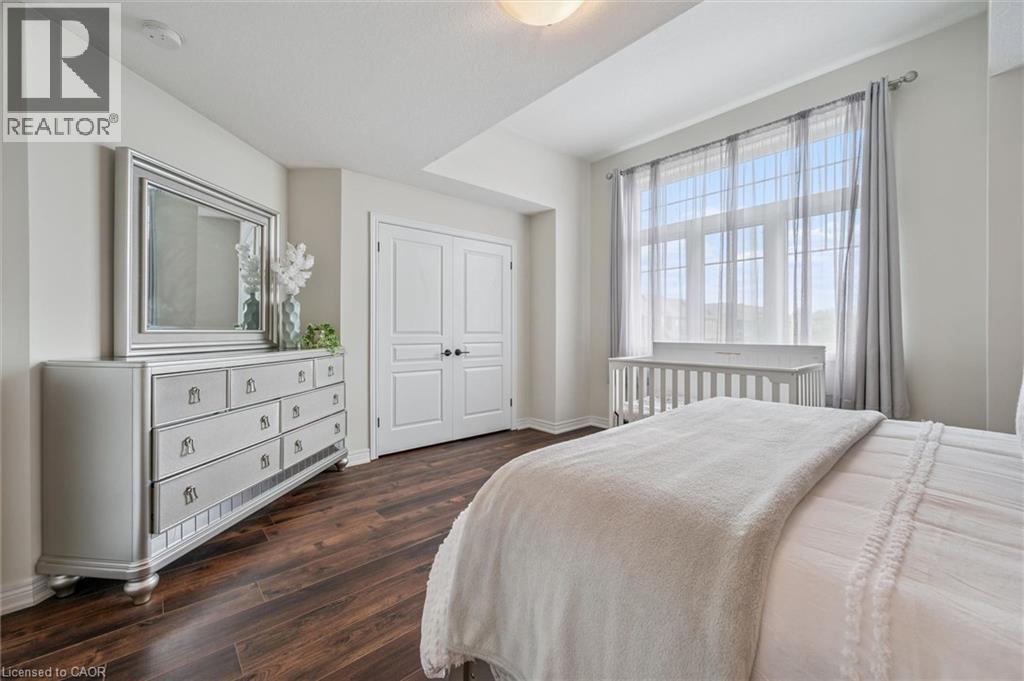 #12 254 GOSLING GARDENS - 26
