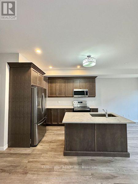 1183 DUKE STREET — photo 3