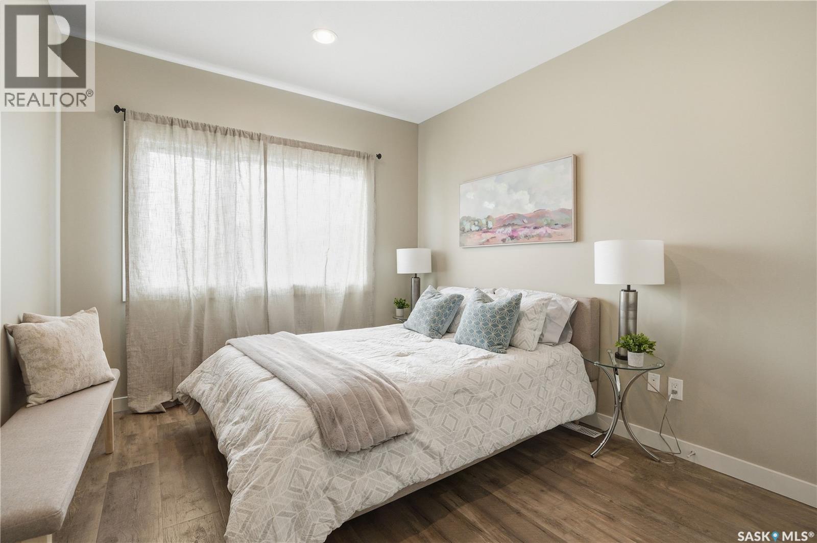 #6 103 Willis CRESCENT - 20
