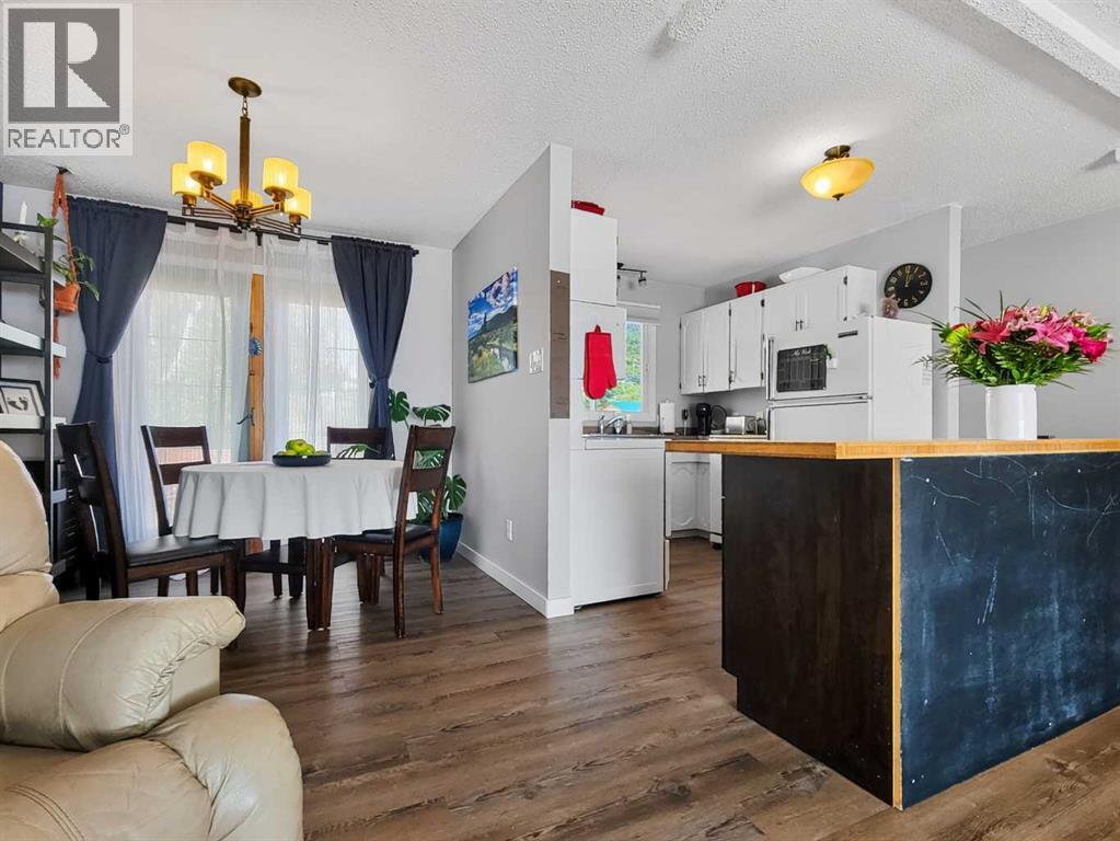 727 Oak Drive - Image 11