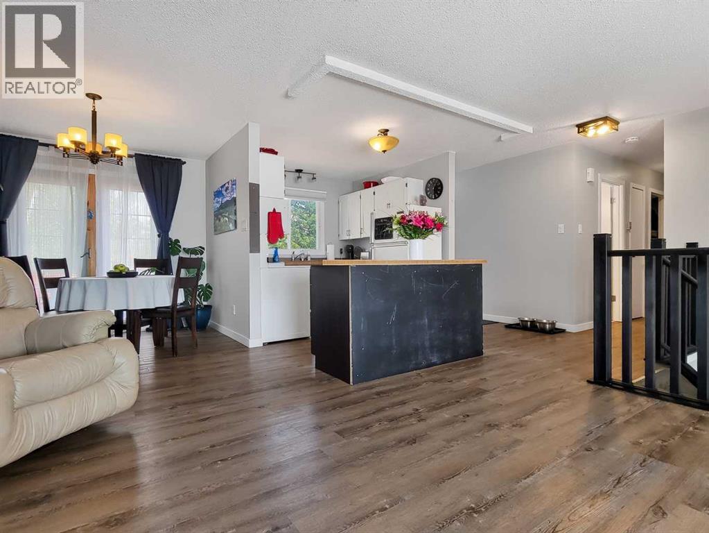727 Oak Drive - 7