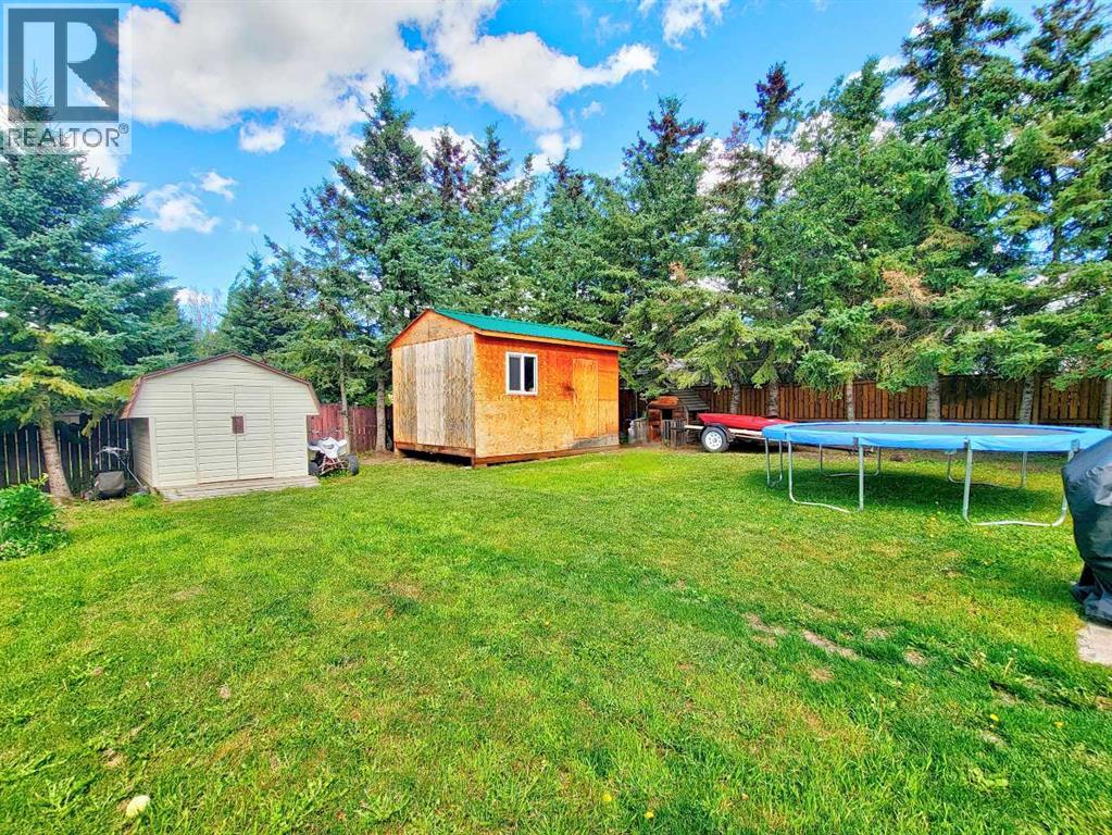 727 Oak Drive - Image 39