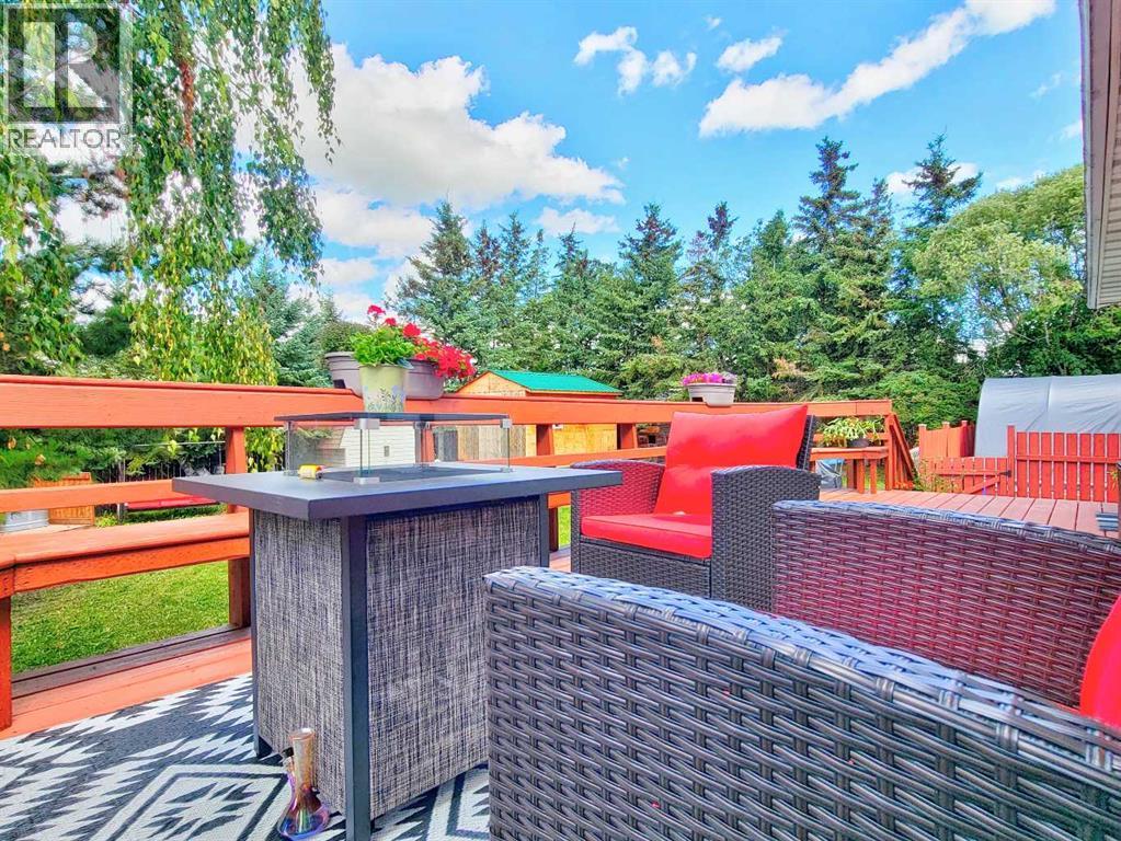 727 Oak Drive - Image 41