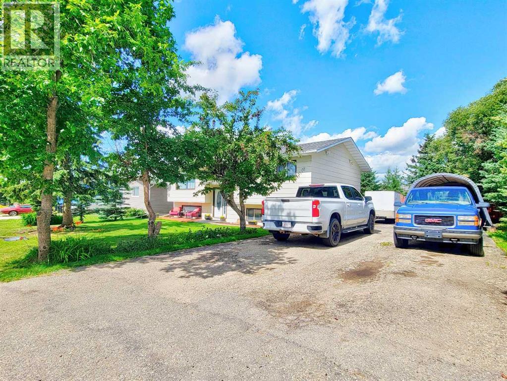 727 Oak Drive - 4