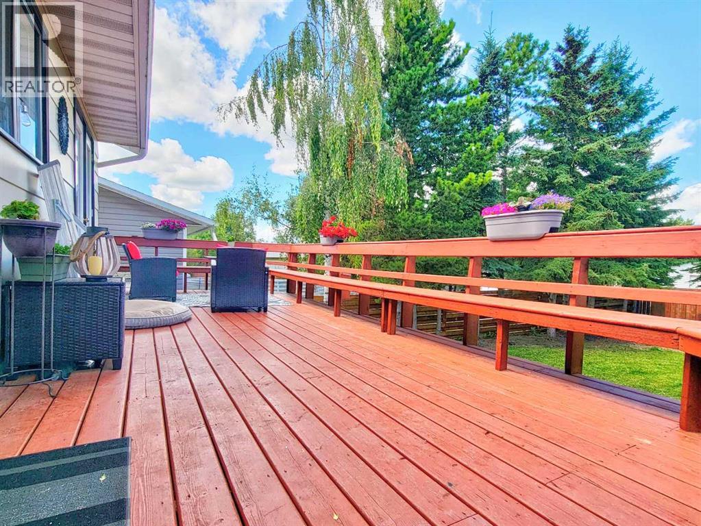 727 Oak Drive - Image 40