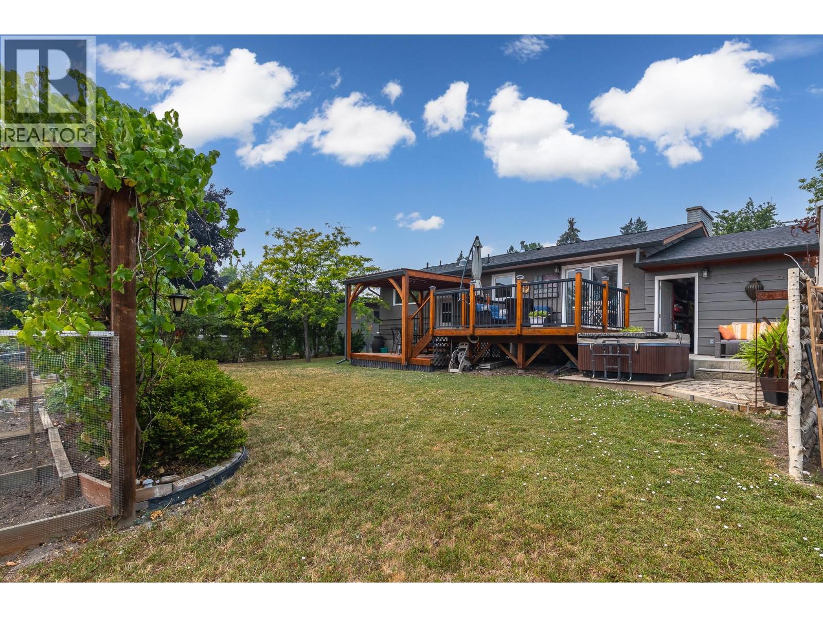 1906 23 Avenue - Image 55