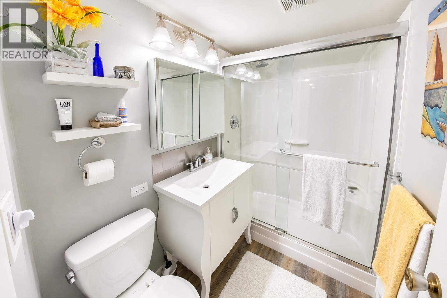 1906 23 Avenue - Image 48