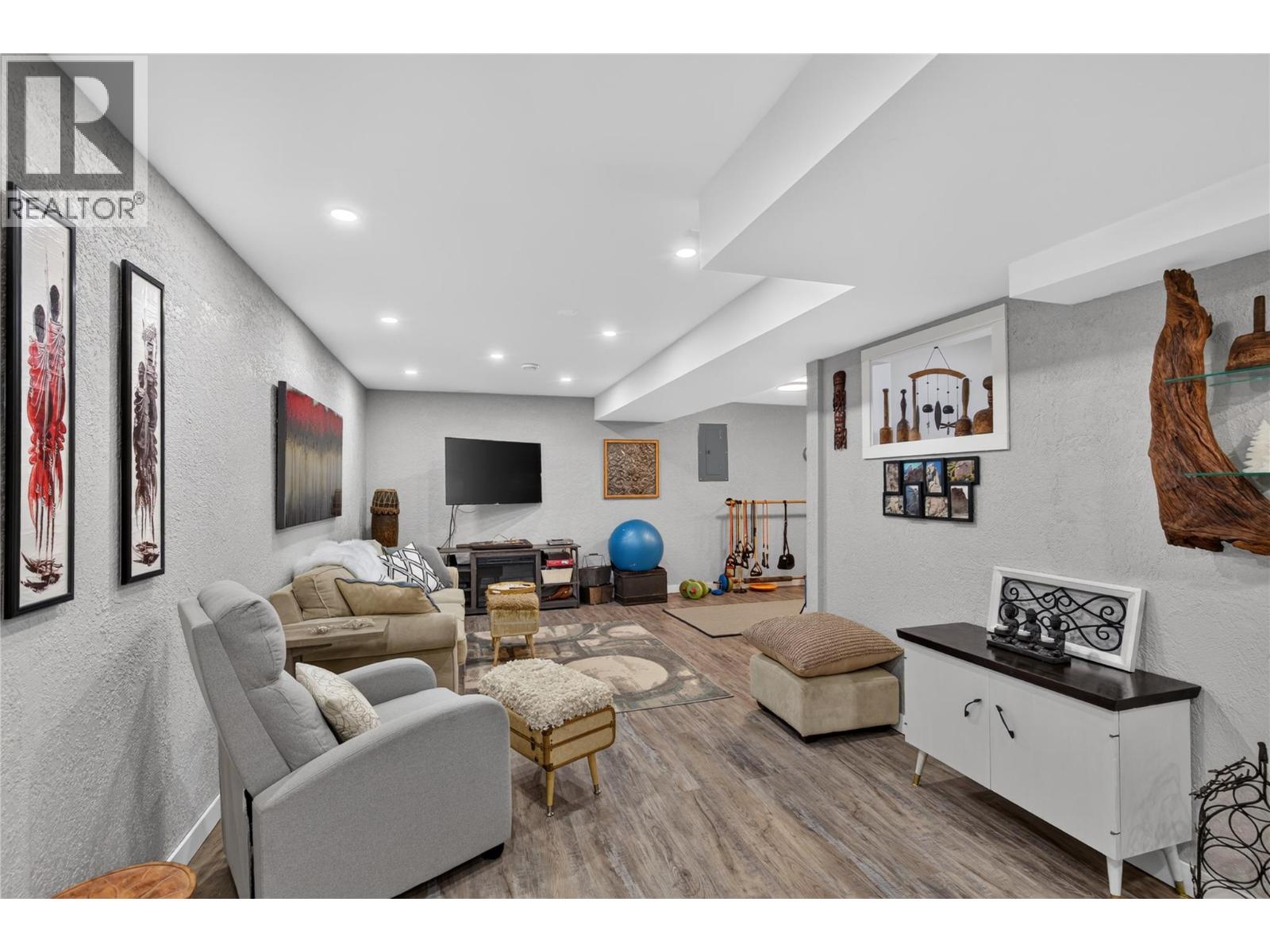 1906 23 Avenue - 37