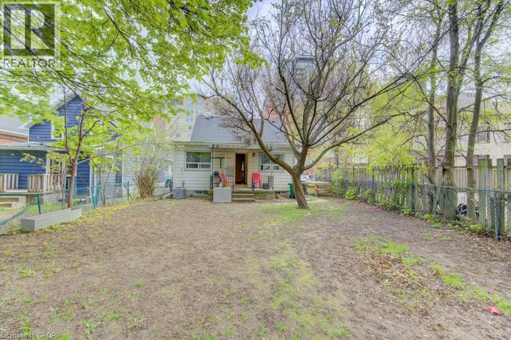 8 MARSHALL Street - Image 21
