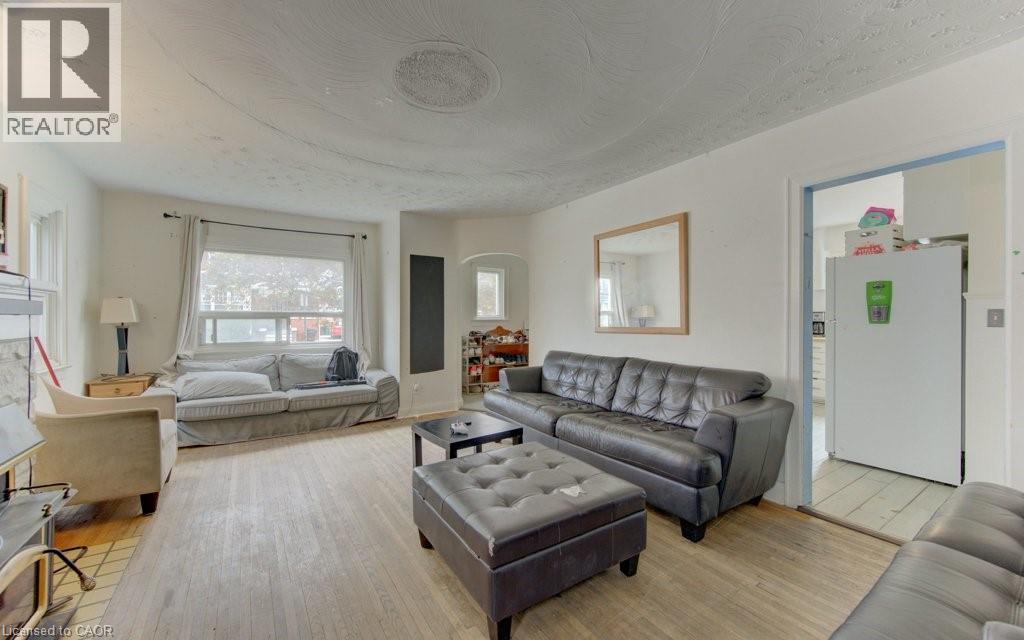 8 MARSHALL Street - 9
