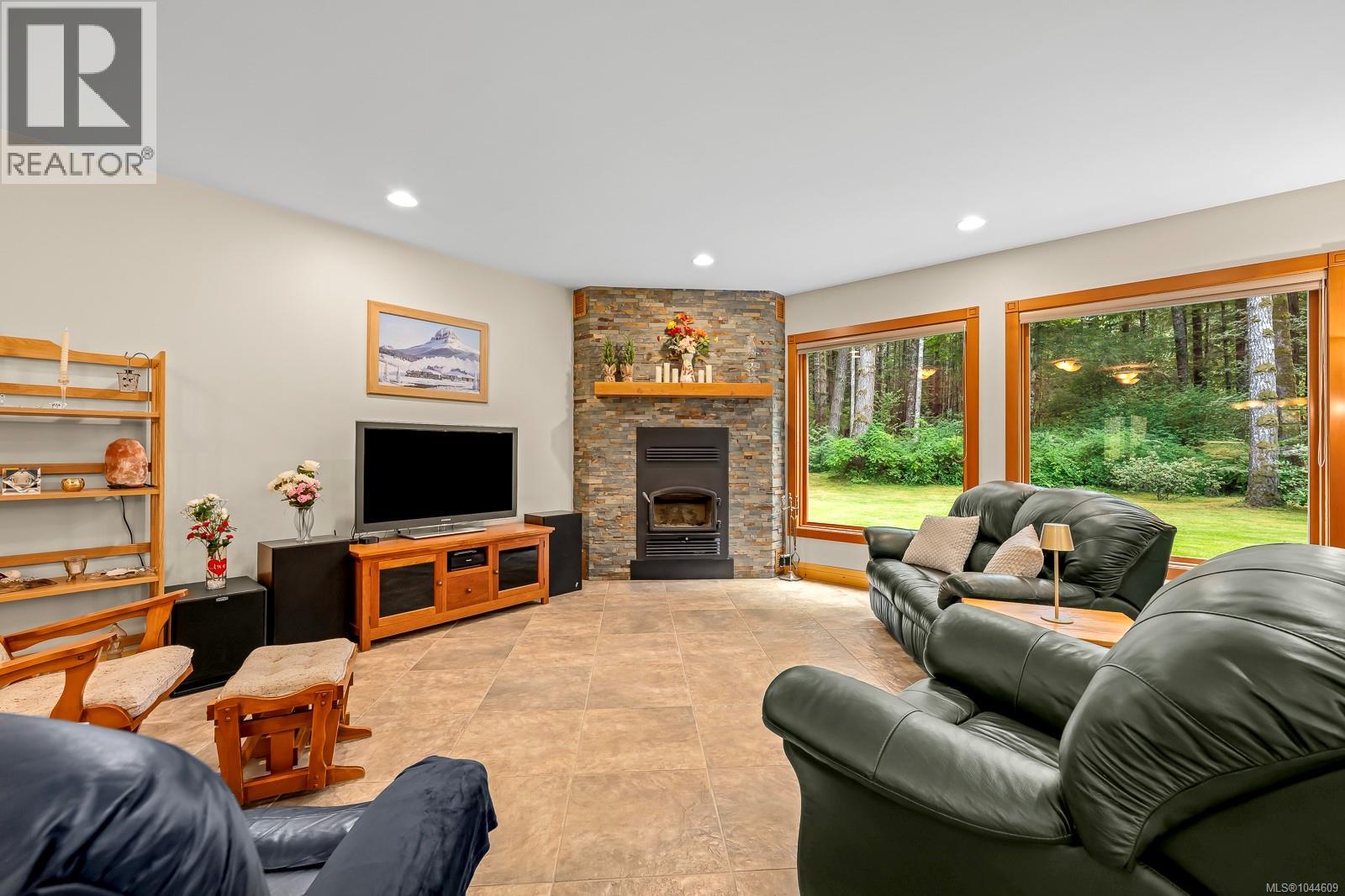 307 Bates Dr - 20