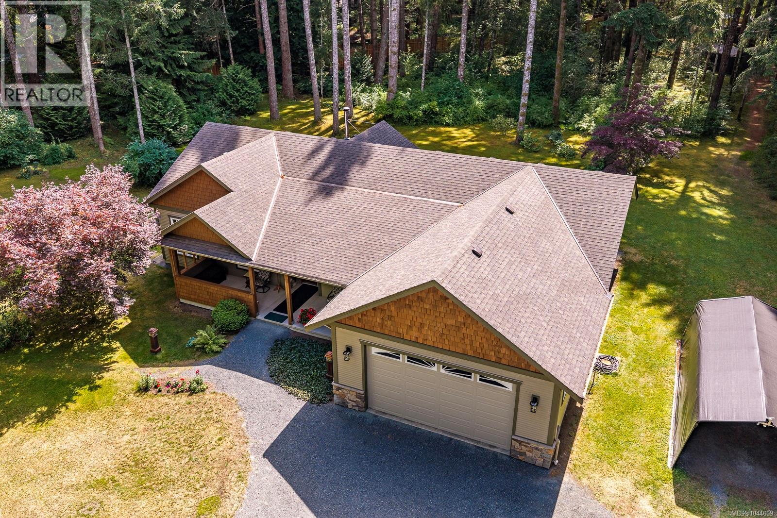 307 Bates Dr - 51