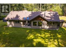 307 Bates Dr, Fanny Bay, BC V0R1W0 Photo 15