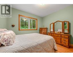 307 Bates Dr, Fanny Bay, BC V0R1W0 Photo 18