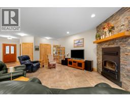 307 Bates Dr, Fanny Bay, BC V0R1W0 Photo 23