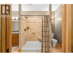 307 Bates Dr, Fanny Bay, BC V0R1W0 Photo 30