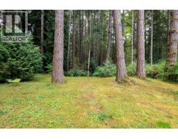 307 Bates Dr, Fanny Bay, BC V0R1W0 Photo 59
